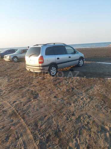Opel Zafira 2000, 120,000 km - 1.6 l - Xudat