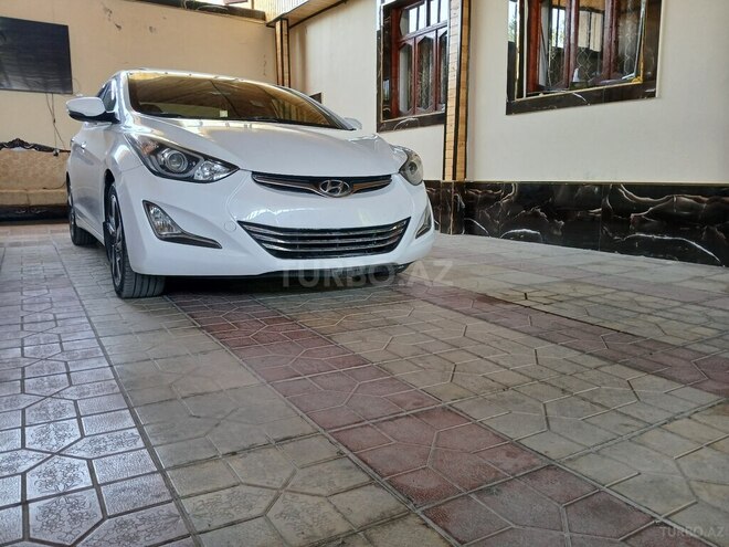 Hyundai Elantra 2015, 140,390 km - 1.8 l - Şəmkir