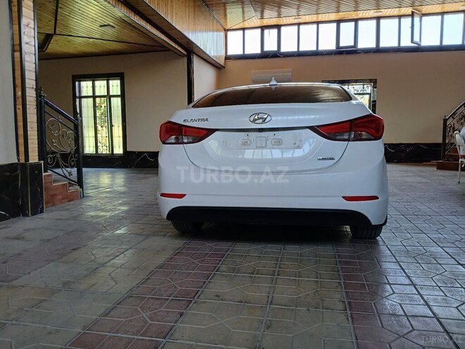 Hyundai Elantra 2015, 140,390 km - 1.8 l - Şəmkir