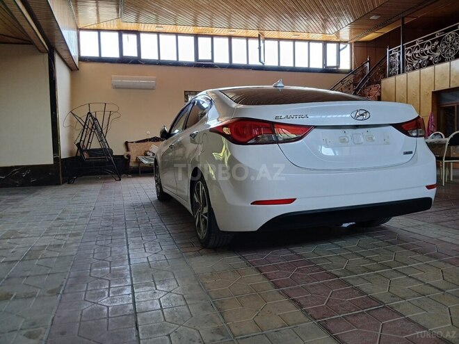 Hyundai Elantra 2015, 140,390 km - 1.8 l - Şəmkir