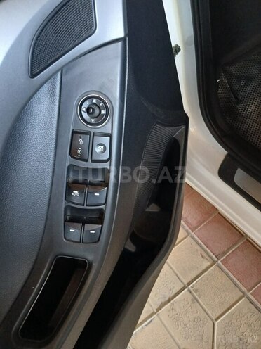 Hyundai Elantra 2015, 140,390 km - 1.8 l - Şəmkir