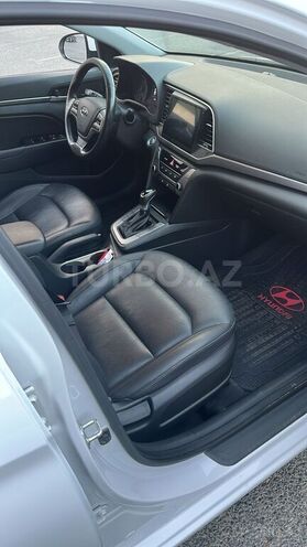 Hyundai Avante 2016, 80,727 km - 1.6 л - Bakı