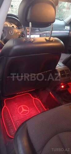 Mercedes E 260 2005, 233,000 km - 2.6 l - Bakı