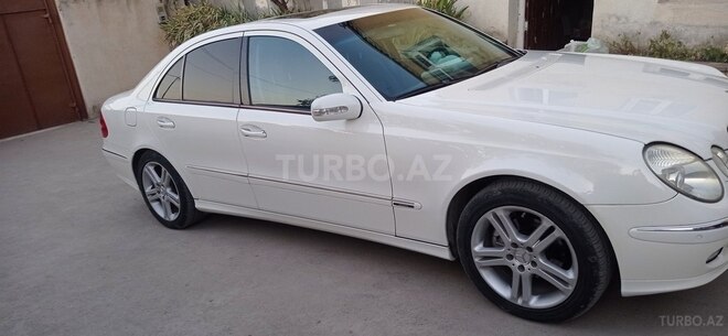 Mercedes E 260 2005, 233,000 km - 2.6 l - Bakı
