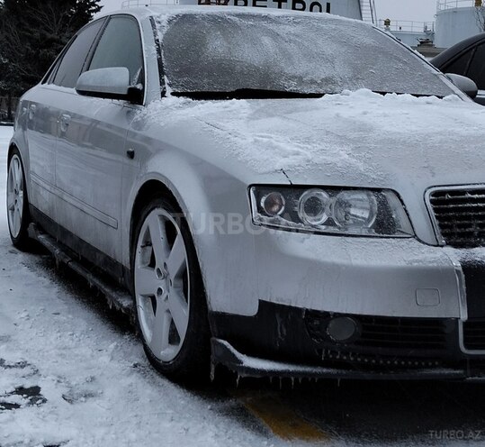 Audi A4 2003, 269,000 km - 2.0 л - Bakı
