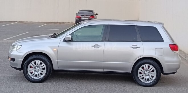 Mitsubishi Airtrek 2002, 298,000 km - 2.0 l - Sumqayıt