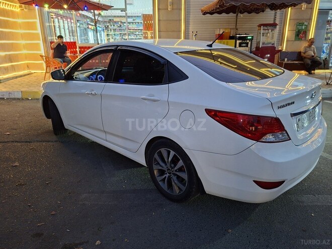 Hyundai Accent 2013, 223,000 km - 1.6 l - Ağcabədi