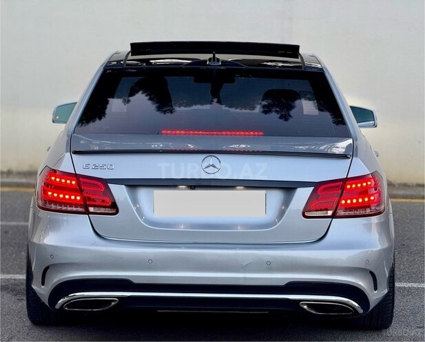 Mercedes E 250 2015, 302,001 km - 2.2 l - Bakı