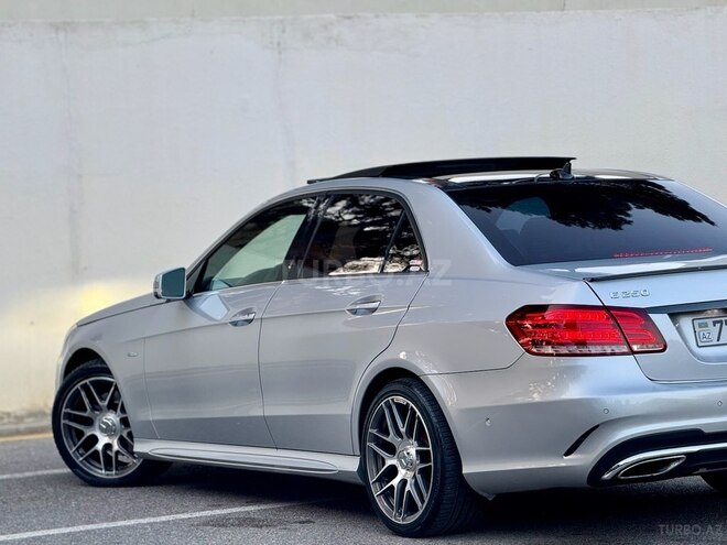 Mercedes E 250 2015, 302,001 km - 2.2 l - Bakı