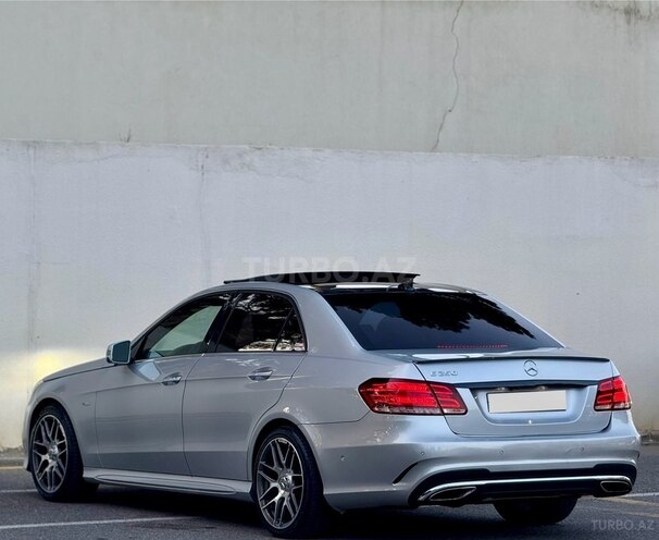 Mercedes E 250 2015, 302,001 km - 2.2 l - Bakı