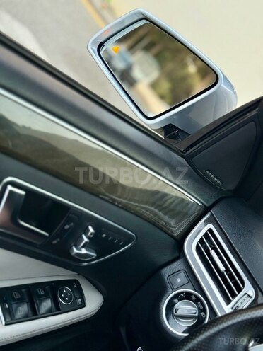 Mercedes E 250 2015, 302,001 km - 2.2 l - Bakı
