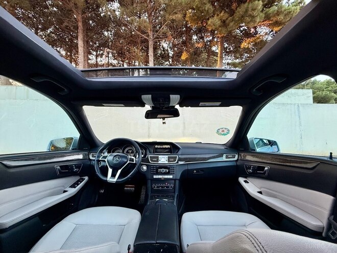 Mercedes E 250 2015, 302,001 km - 2.2 l - Bakı