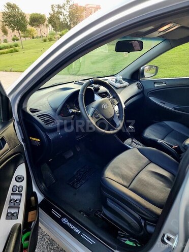 Hyundai Accent 2015, 134,000 km - 1.4 l - Bakı