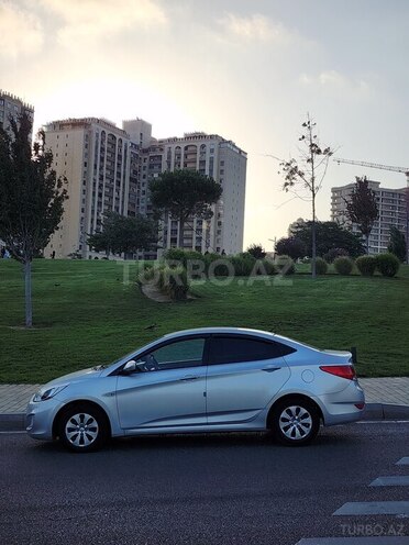 Hyundai Accent 2015, 134,000 km - 1.4 l - Bakı