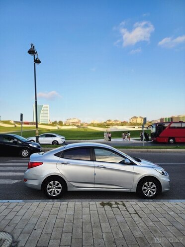 Hyundai Accent 2015, 134,000 km - 1.4 l - Bakı
