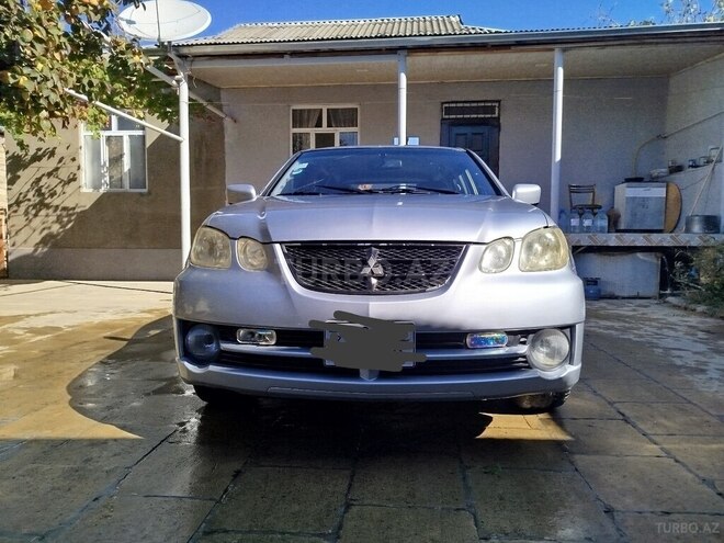 Mitsubishi Airtrek 2004, 180,000 km - 2.0 l - Şirvan