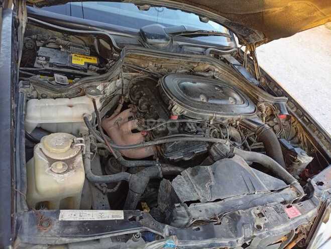 Mercedes E 200 1993, 450,249 km - 2.0 l - Bakı