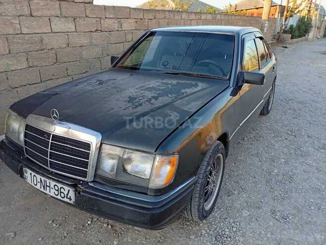 Mercedes E 200 1993, 450,249 km - 2.0 l - Bakı