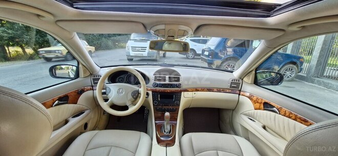 Mercedes E 240 2004, 279,812 km - 2.4 l - Masallı
