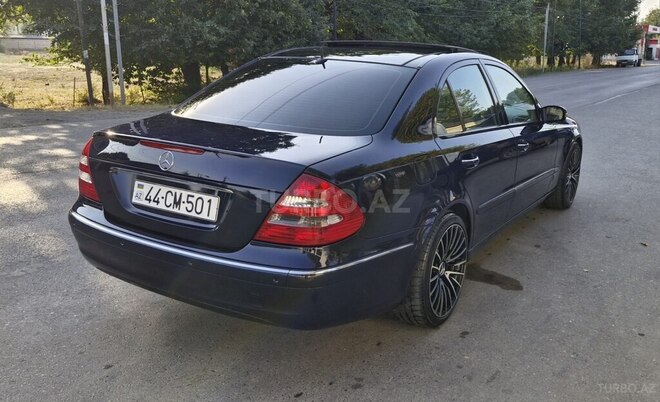 Mercedes E 240 2004, 279,812 km - 2.4 l - Masallı