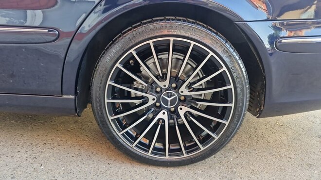 Mercedes E 240 2004, 279,812 km - 2.4 l - Masallı