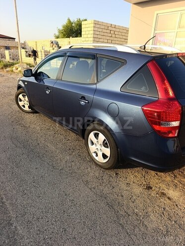 Kia  2012, 341,000 km - 1.6 l - Salyan