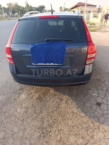 Kia  2012, 341,000 km - 1.6 l - Salyan