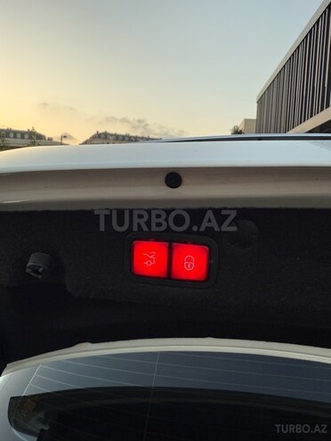 Mercedes C 300 2020, 100,300 km - 2.0 l - Bakı