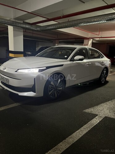 Changan Qiyuan A05 2024, 0 km - 1.5 л - Bakı