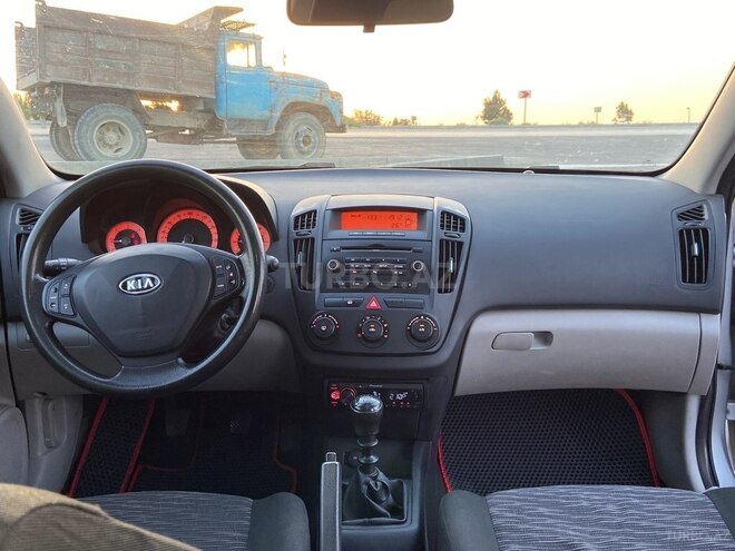 Kia Ceed 2007, 338,000 km - 1.6 l - Bakı