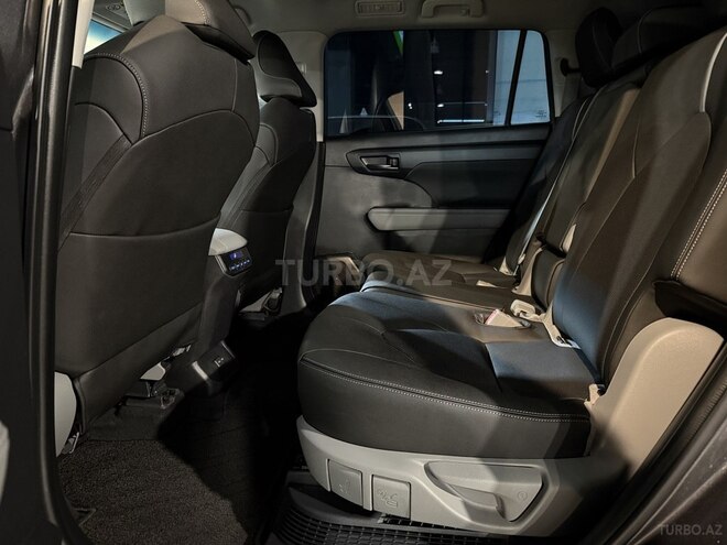 Toyota Highlander 2022, 141,000 km - 2.5 l - Bakı