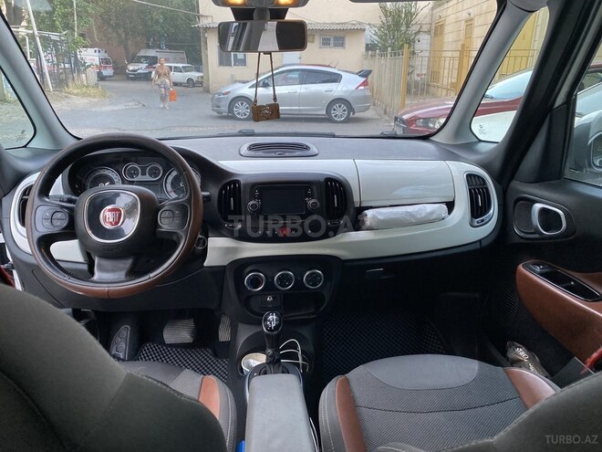 Fiat 500L 2015, 245,397 km - 1.4 l - Bakı