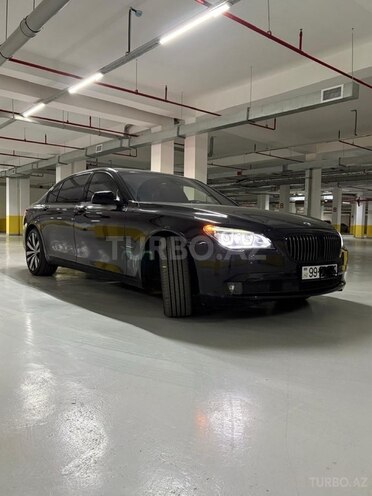 BMW 750 2012, 177,000 km - 4.4 l - Bakı
