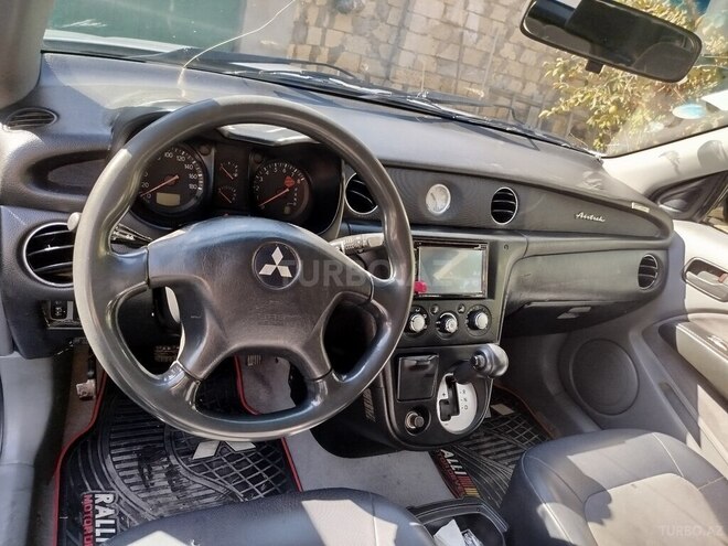 Mitsubishi Airtrek 2004, 180,000 km - 2.0 l - Şirvan