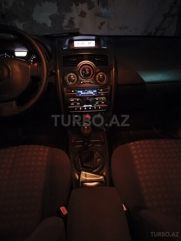Renault Megane 2006, 260,000 km - 1.9 л - Masallı