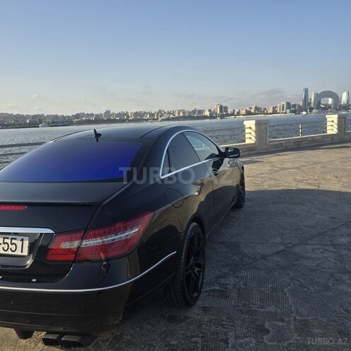 Mercedes E 350 2009, 271,000 km - 3.5 л - Bakı