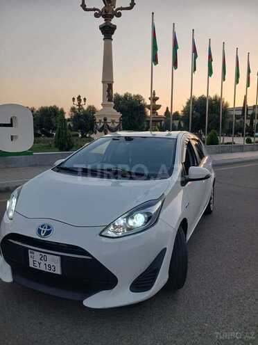 Toyota Aqua 2017, 150,000 km - 1.5 l - Gəncə