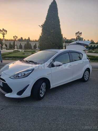 Toyota Aqua 2017, 150,000 km - 1.5 l - Gəncə