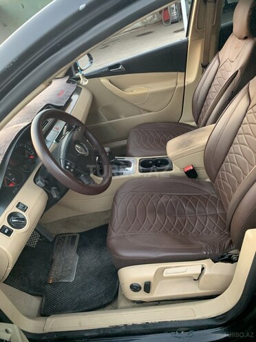 Volkswagen Passat 2005, 237,000 km - 2.0 l - Gəncə