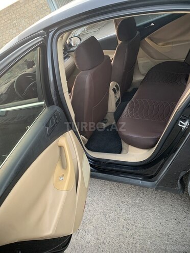 Volkswagen Passat 2005, 237,000 km - 2.0 l - Gəncə