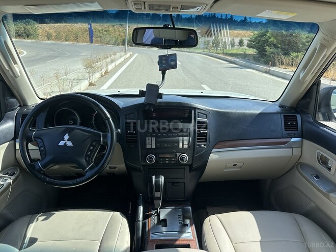 Mitsubishi Pajero 2008, 210,000 km - 3.0 л - Bakı