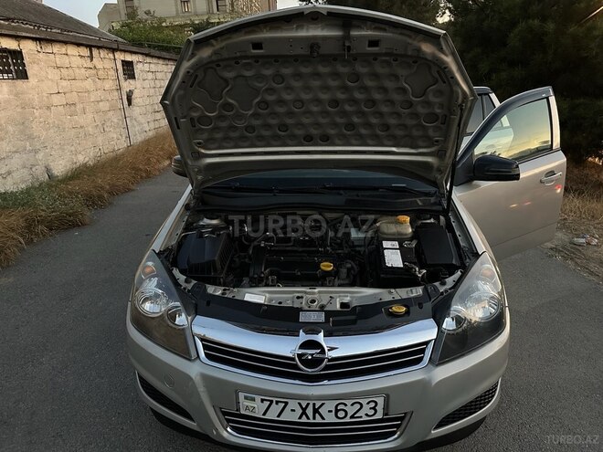 Opel Astra 2009, 227,000 km - 1.4 l - Bakı