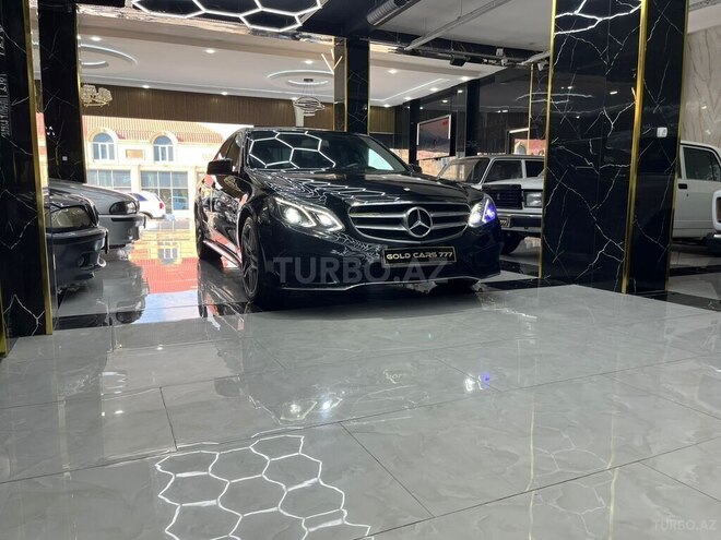 Mercedes E 200 2011, 220,153 km - 2.0 l - Sumqayıt