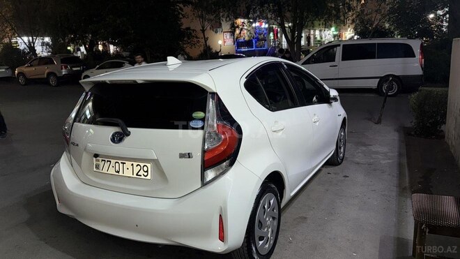 Toyota Aqua 2019, 65,000 km - 1.5 l - Bakı