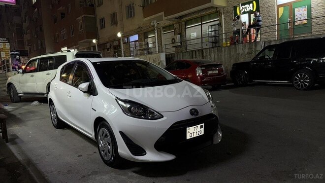 Toyota Aqua 2019, 65,000 km - 1.5 l - Bakı