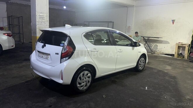 Toyota Aqua 2019, 65,000 km - 1.5 l - Bakı