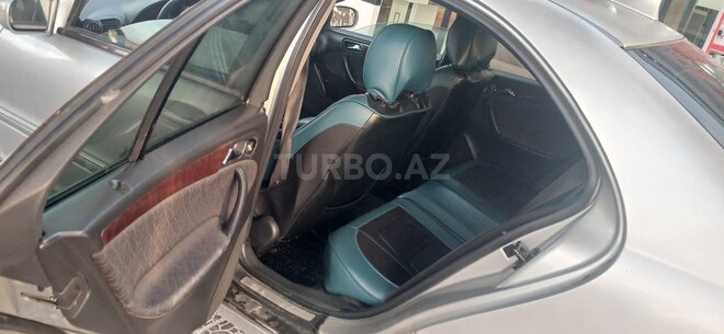 Mercedes C 200 2001, 234,123 km - 2.0 l - Bakı