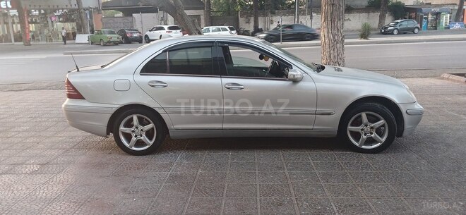 Mercedes C 200 2001, 234,123 km - 2.0 l - Bakı