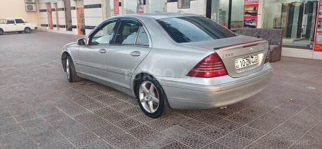 Mercedes C 200 2001, 234,123 km - 2.0 l - Bakı
