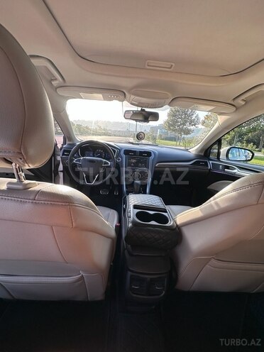 Ford Fusion (North America) 2015, 211,700 km - 2.0 л - Bakı